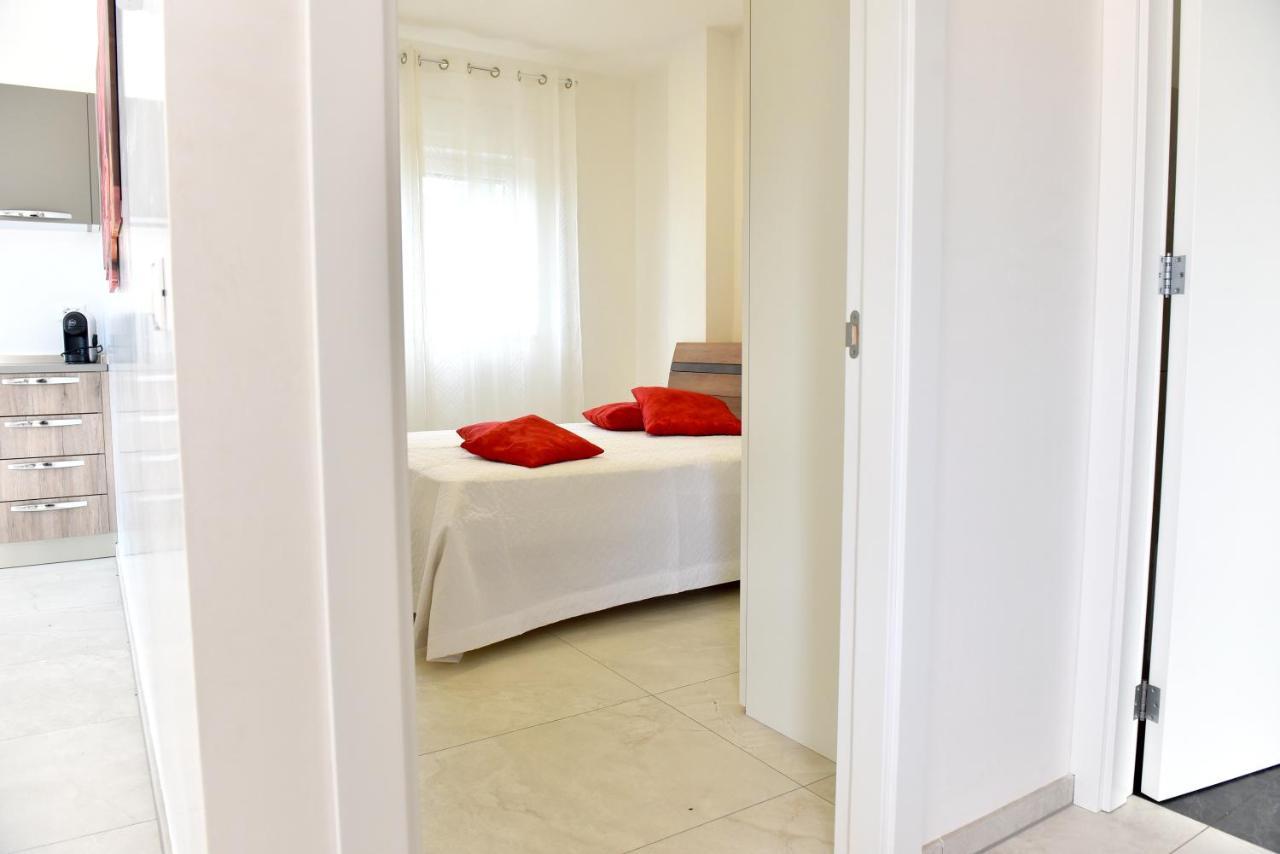 Il Tramonto Apartment - Villaggio Di Mary Locorotondo Exteriör bild