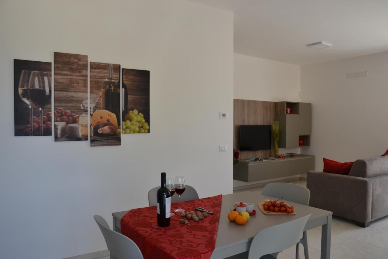 Il Tramonto Apartment - Villaggio Di Mary Locorotondo Exteriör bild